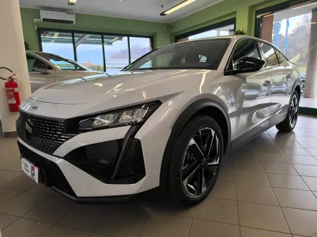 Peugeot 408 - Allure HYBRID 145cv e-dsc6