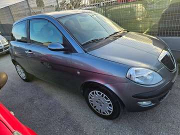 Ypsilon II 2003 1.3 mjt Argento