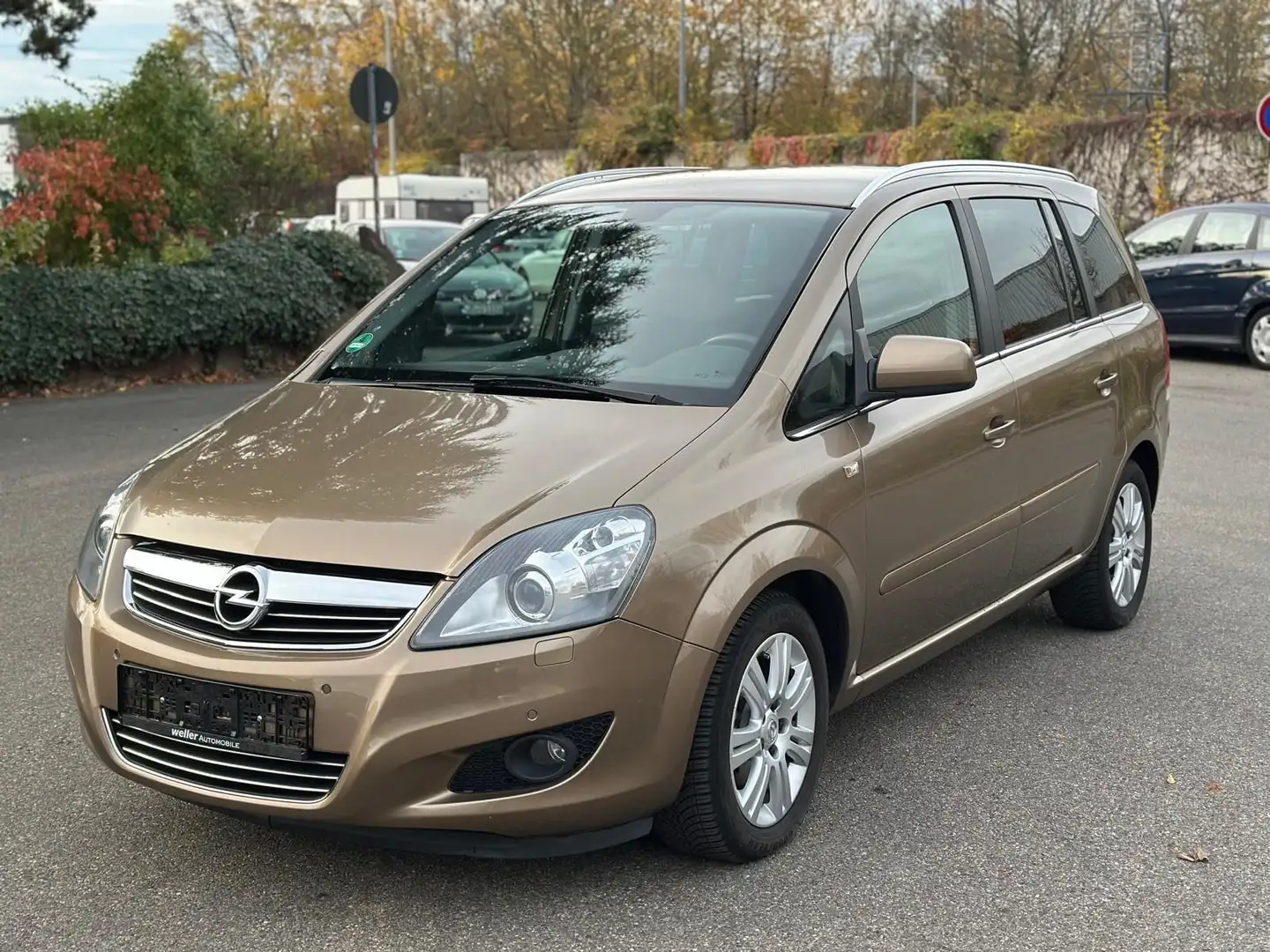 Opel Zafira B Family Plus 1.8 Xenon PDC Klima SHZ - 1