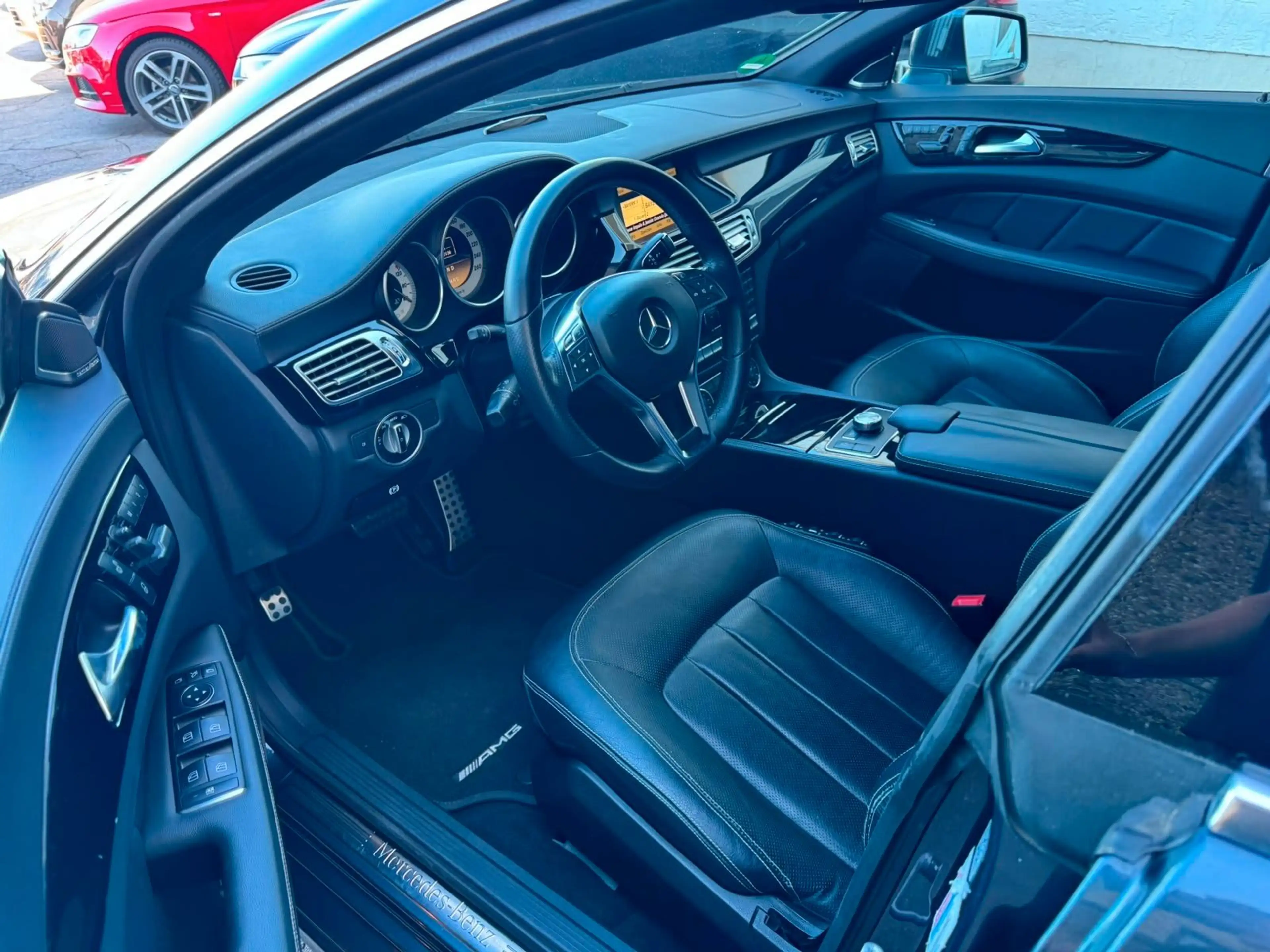 Mercedes-Benz CLS 350 CDI AMG R-KAM SITZBELÜFTUNG H&K MEM R-KAM — photo 10