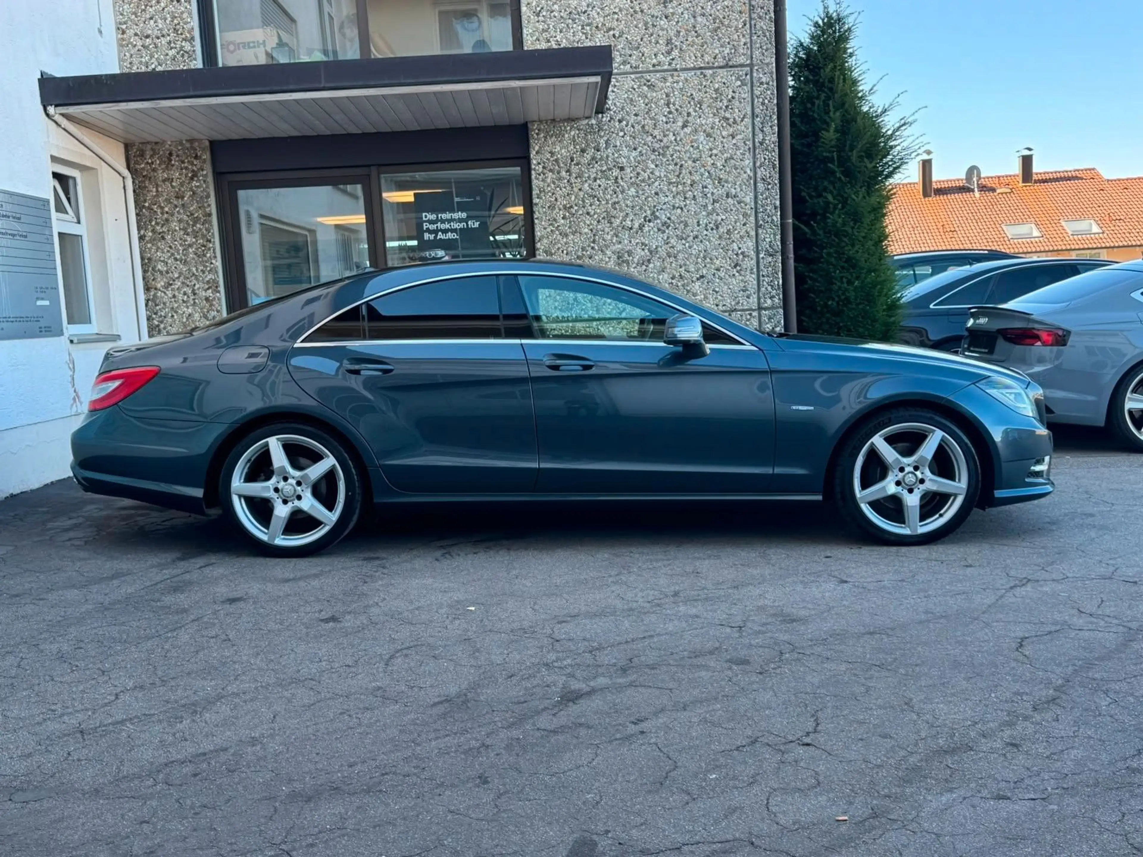 Mercedes-Benz CLS 350 CDI AMG R-KAM SITZBELÜFTUNG H&K MEM R-KAM — photo 5