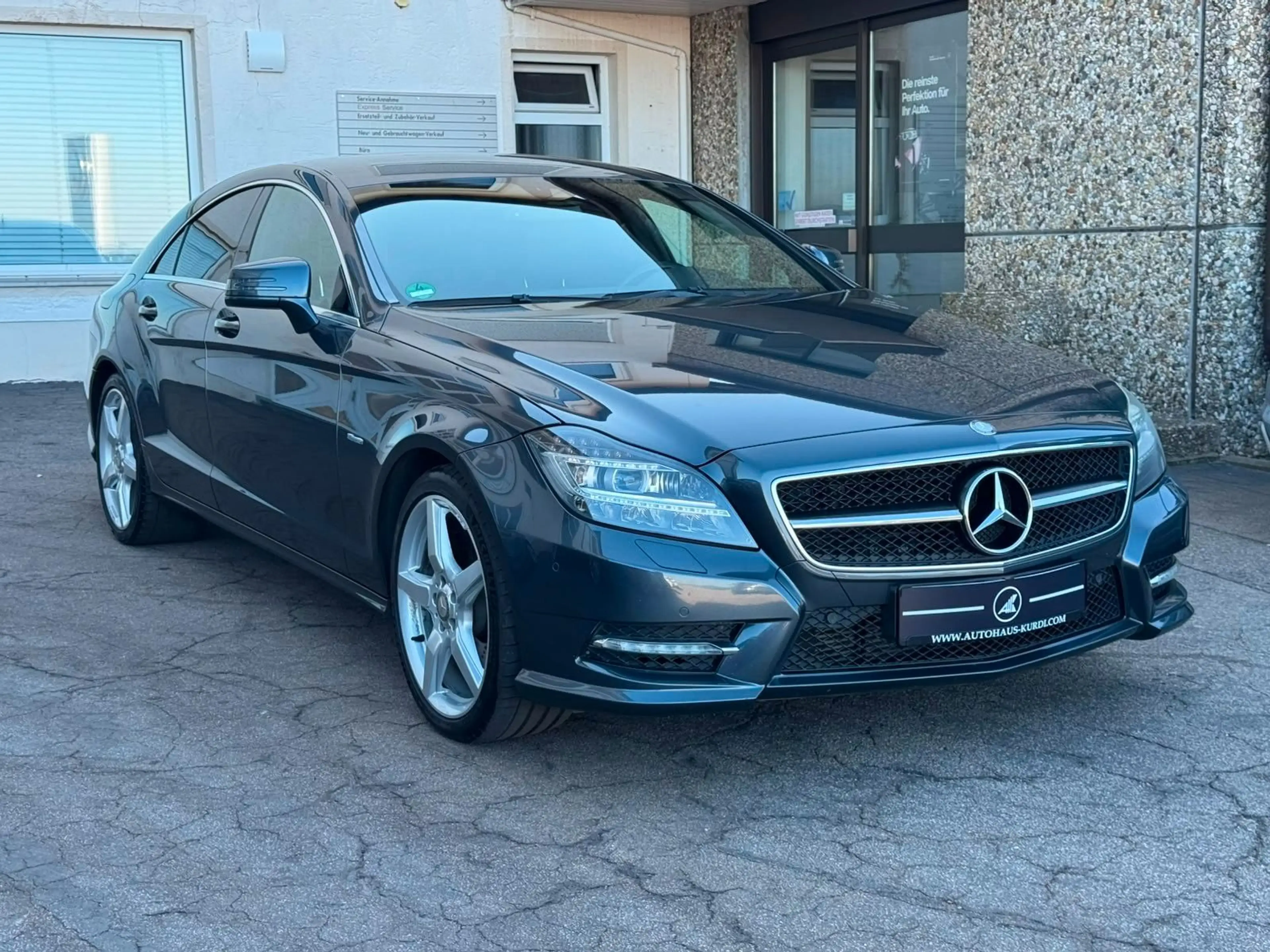 Mercedes-Benz CLS 350 CDI AMG R-KAM SITZBELÜFTUNG H&K MEM R-KAM — photo 4
