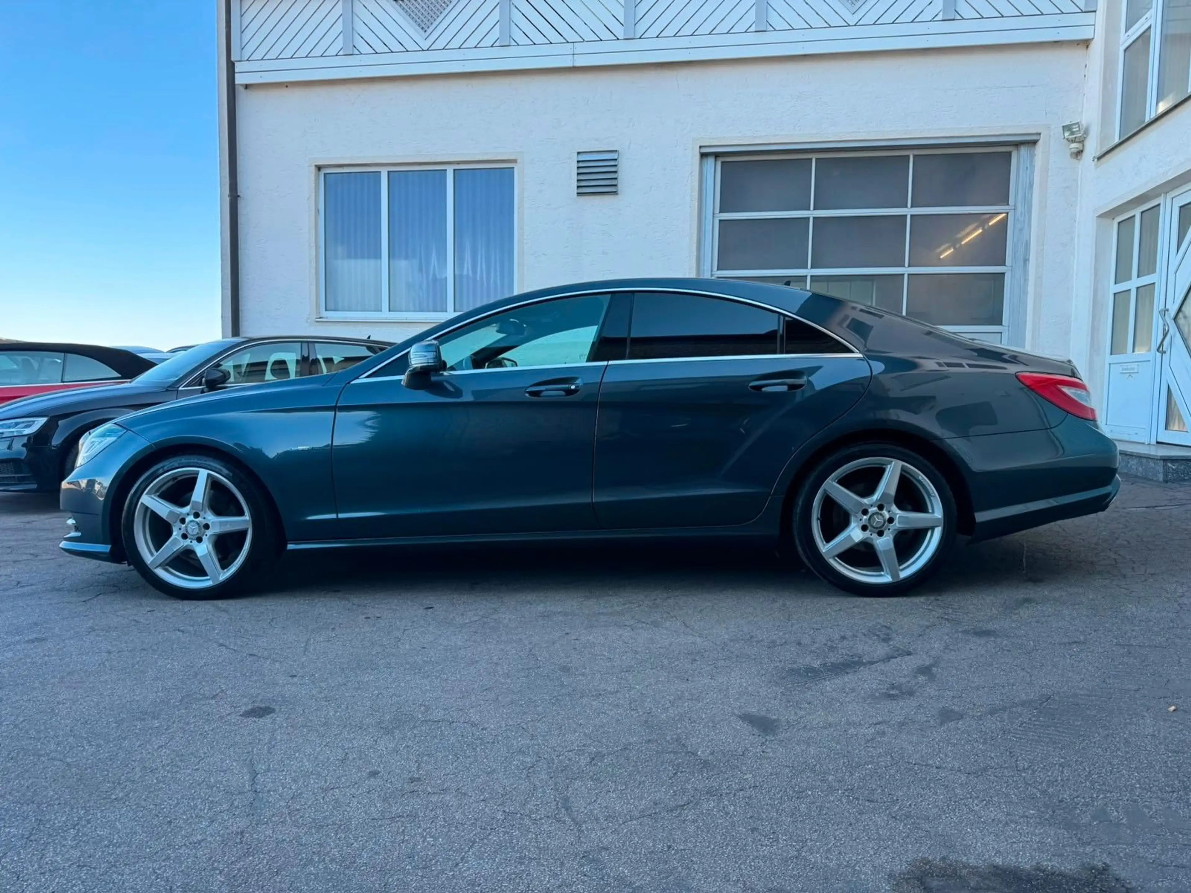 Mercedes-Benz CLS 350 CDI AMG R-KAM SITZBELÜFTUNG H&K MEM R-KAM — photo 9