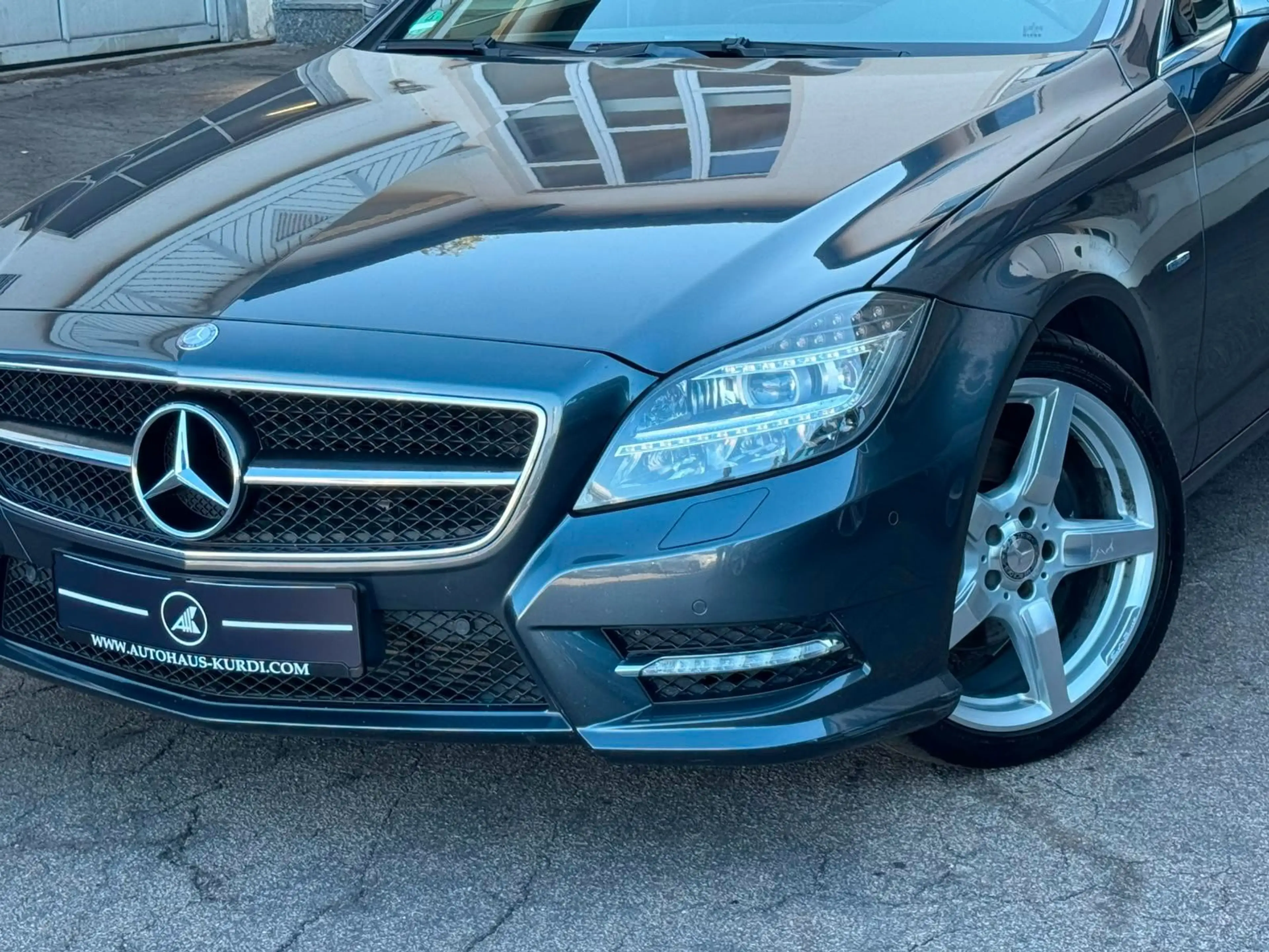 Mercedes-Benz CLS 350 CDI AMG R-KAM SITZBELÜFTUNG H&K MEM R-KAM — photo 2