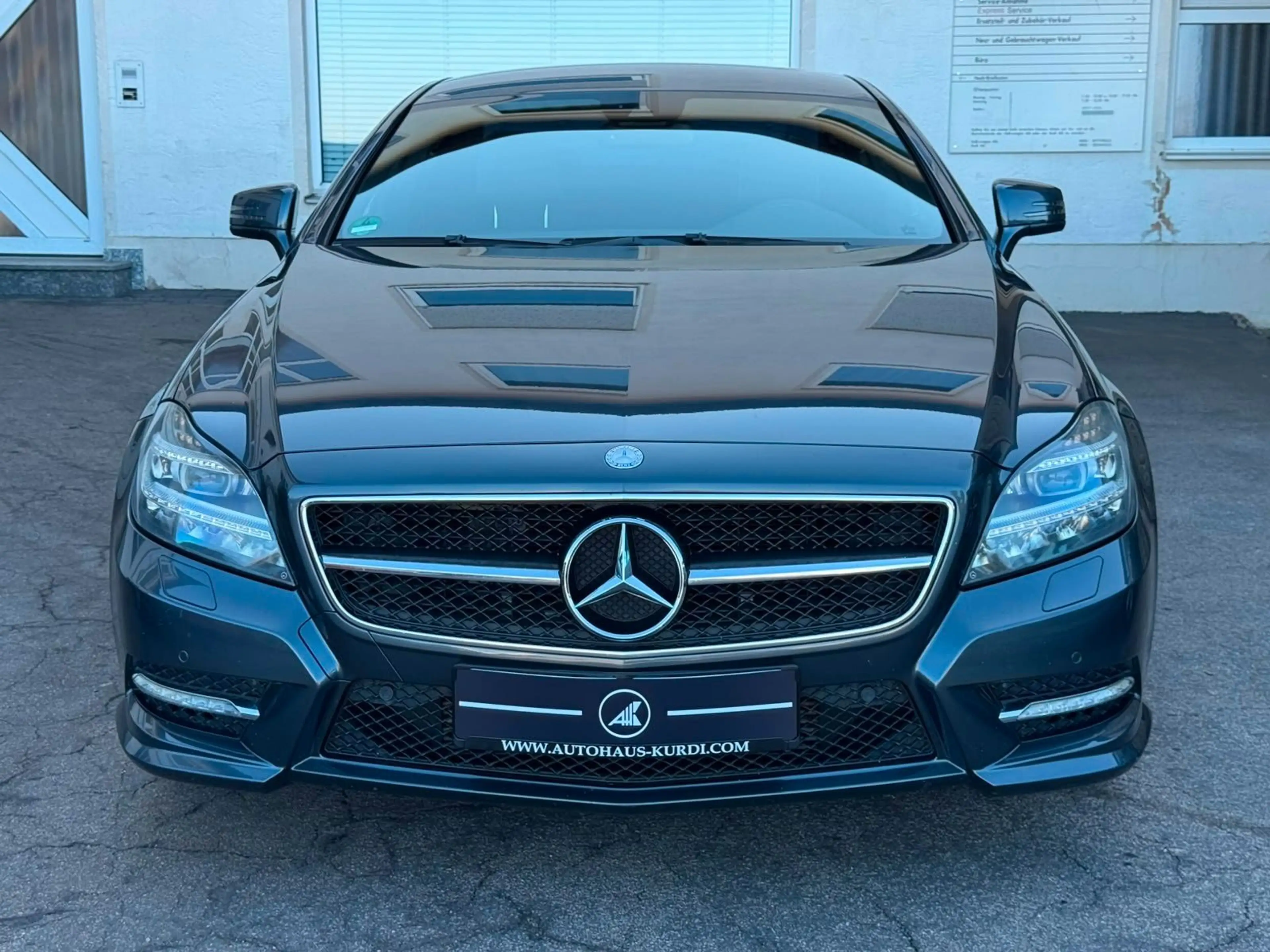 Mercedes-Benz CLS 350 CDI AMG R-KAM SITZBELÜFTUNG H&K MEM R-KAM — photo 3