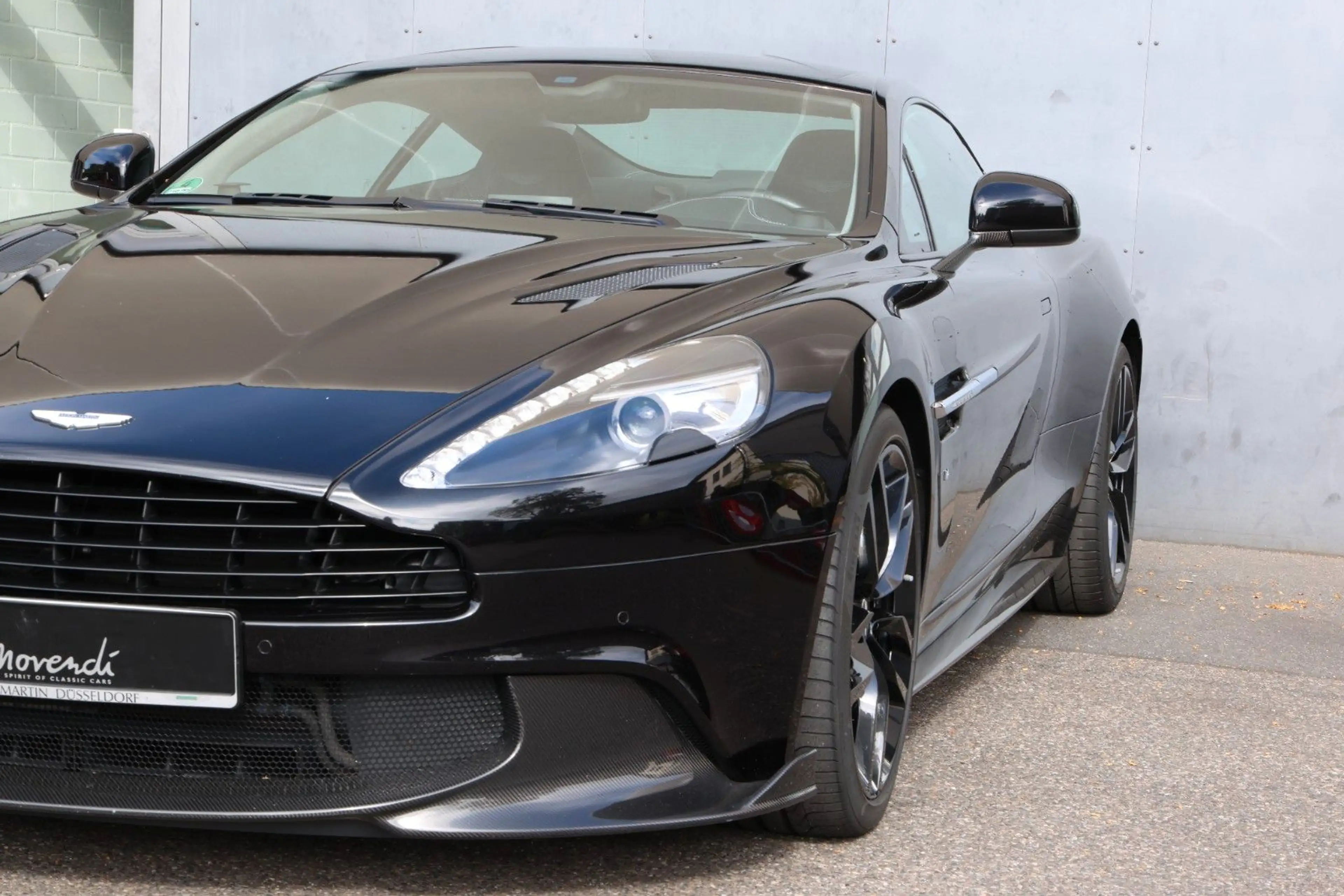 Aston Martin Vanquish S, wenig KM, Scheckheftgepflegt — photo 11