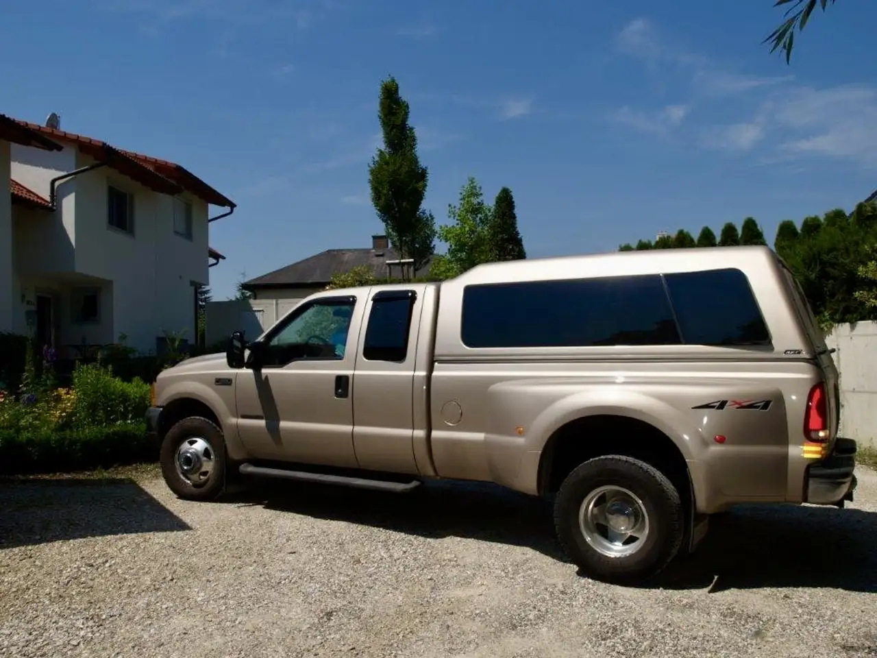 Ford F 350 Lariat, foto 1