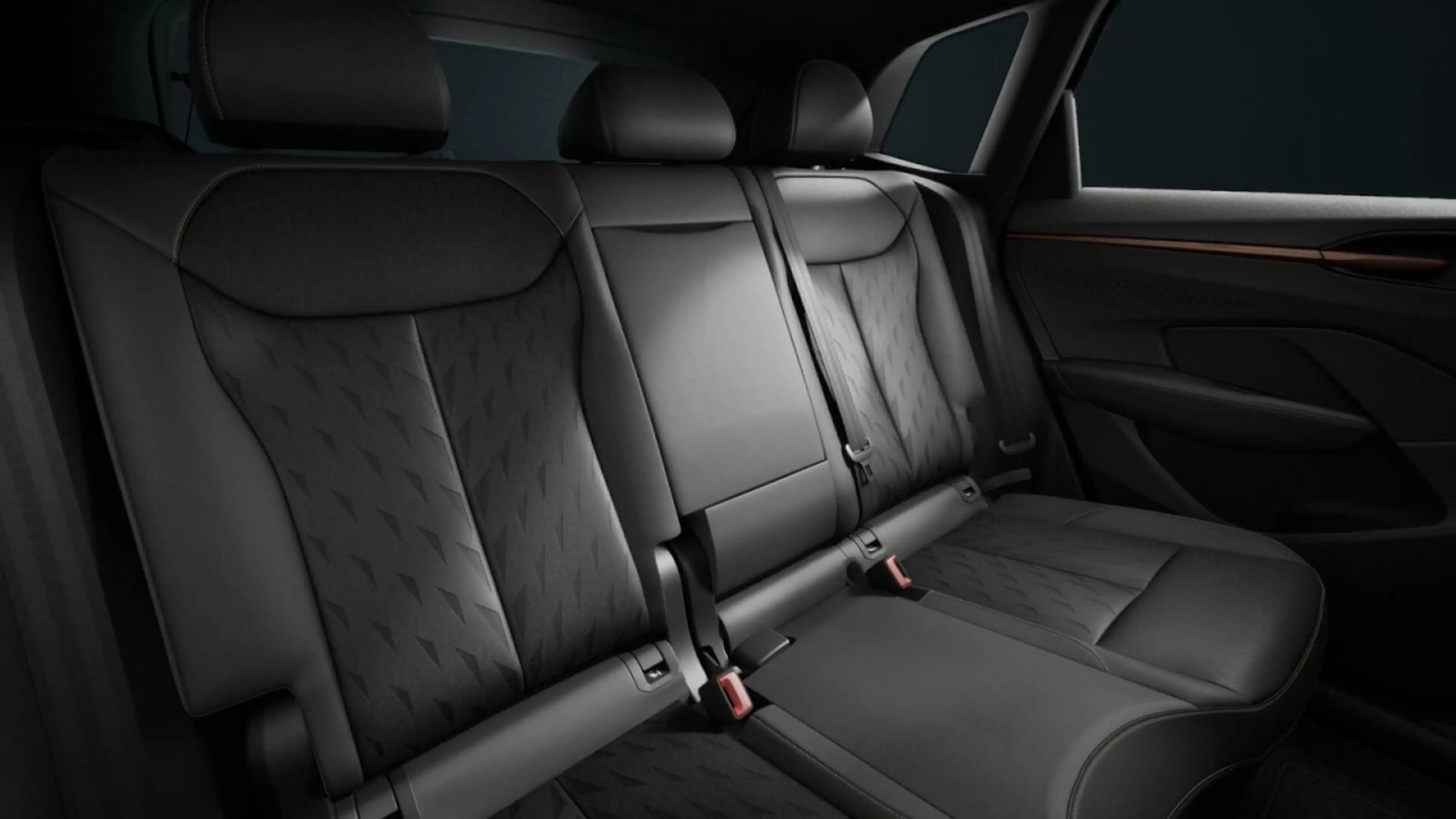 CUPRA Terramar e-Hybrid DSG DCC+AHK+ACC+MATRIX+elHK Klima Navi — photo 10