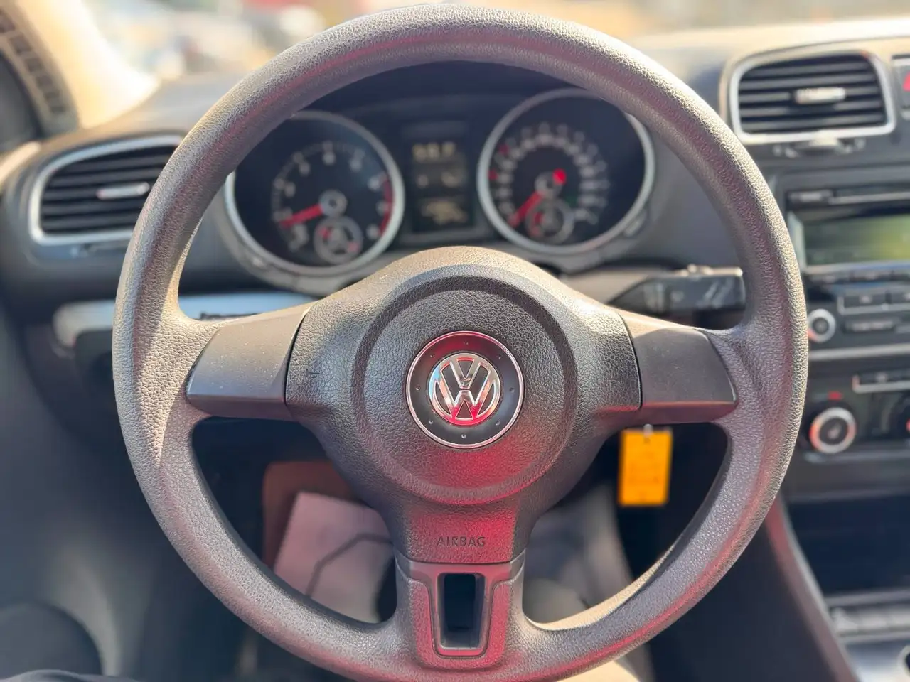 Volkswagen Golf photo Volkswagen Golf