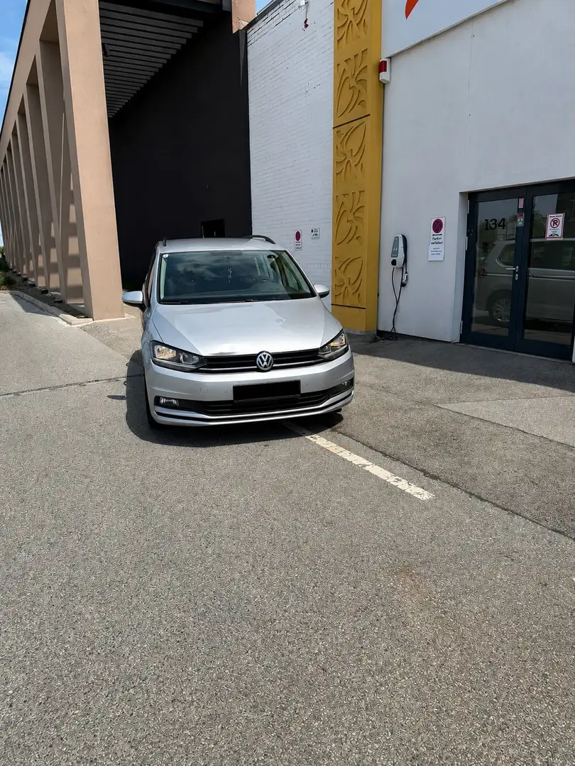 Volkswagen Touran 2,0 TDI SCR DSG - 1