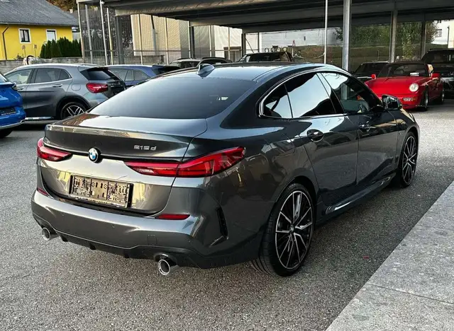 BMW 2 Series view 10
