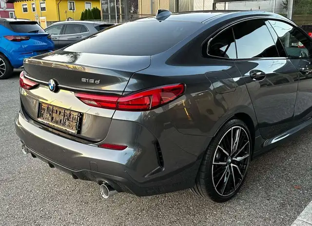 BMW 2 Series view 11