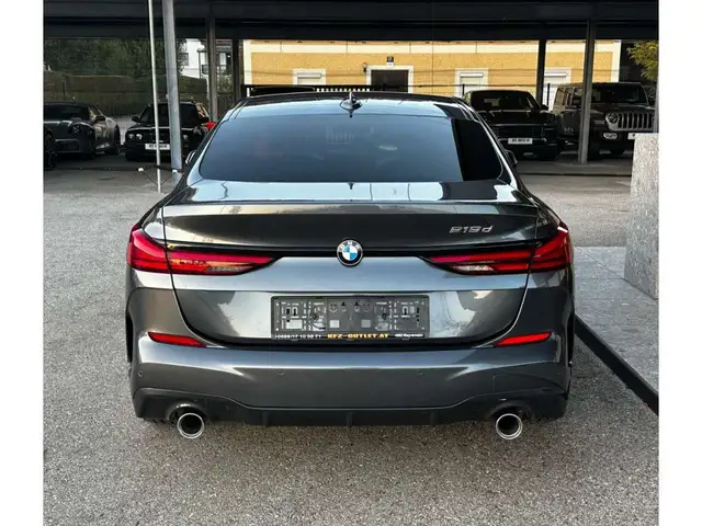 BMW 2 Series view 9