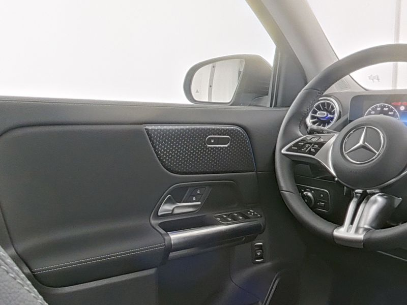 Mercedes-Benz GLA 200 PROGRESSIVE|AMBIENTE|MBUX|SHZ|360°|AHK — photo 6