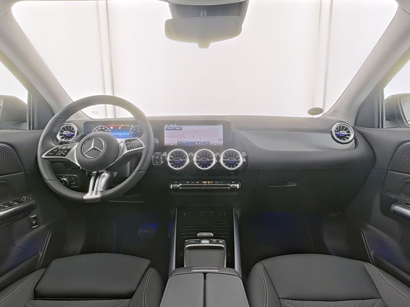Mercedes-Benz GLA 200 PROGRESSIVE|AMBIENTE|MBUX|SHZ|360°|AHK — photo 8