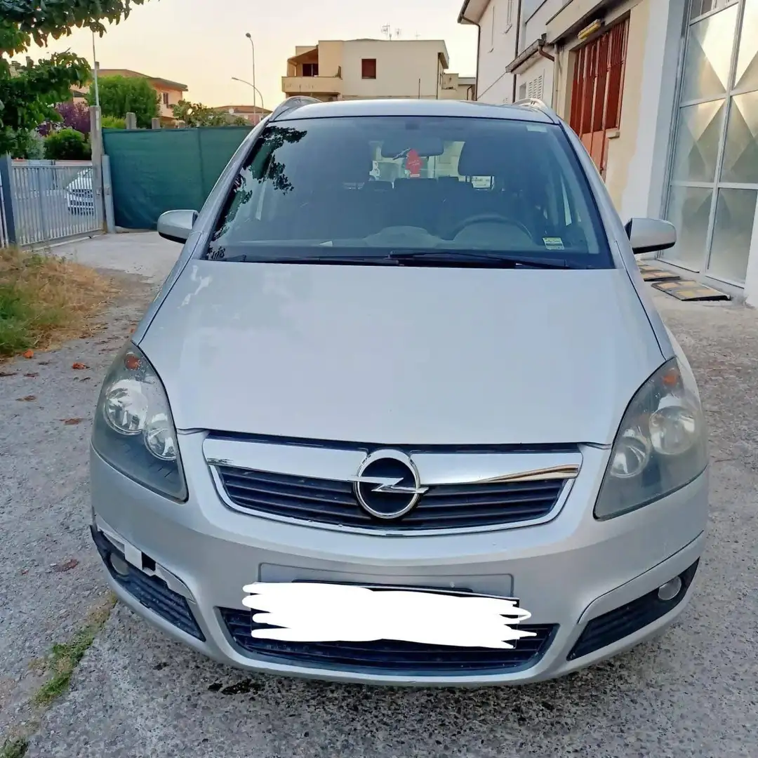 Opel Zafira Zafira 1.9 cdti Cosmo 120cv Argent - 2