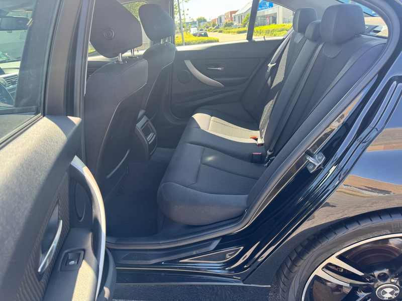 BMW 320 3-serie 2014 * SEDAN * 320d EfficientDynamics *163 — photo 9