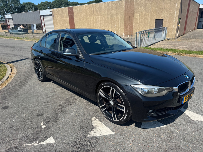 BMW 320 3-serie 2014 * SEDAN * 320d EfficientDynamics *163 — photo 7