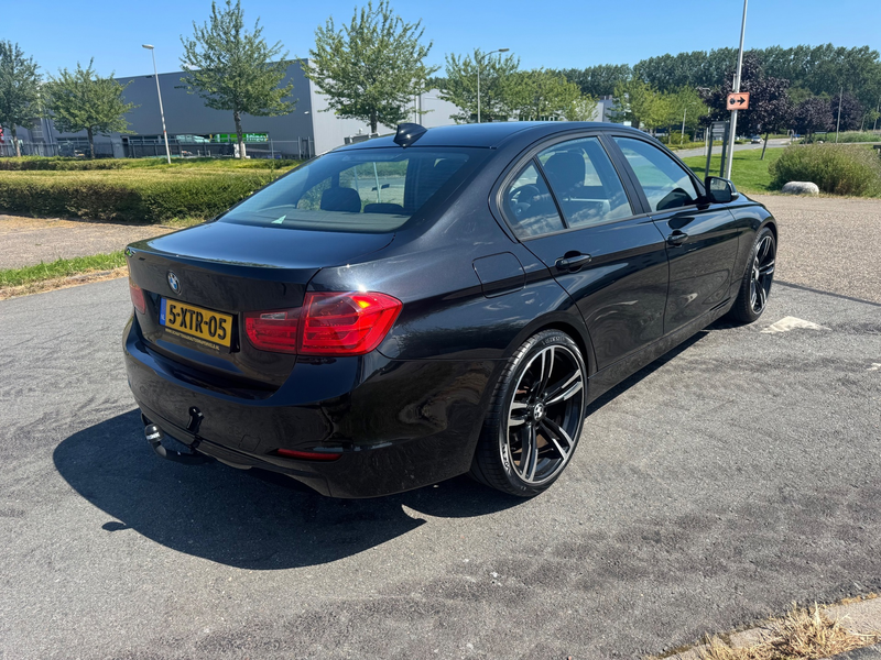 BMW 320 3-serie 2014 * SEDAN * 320d EfficientDynamics *163 — photo 5