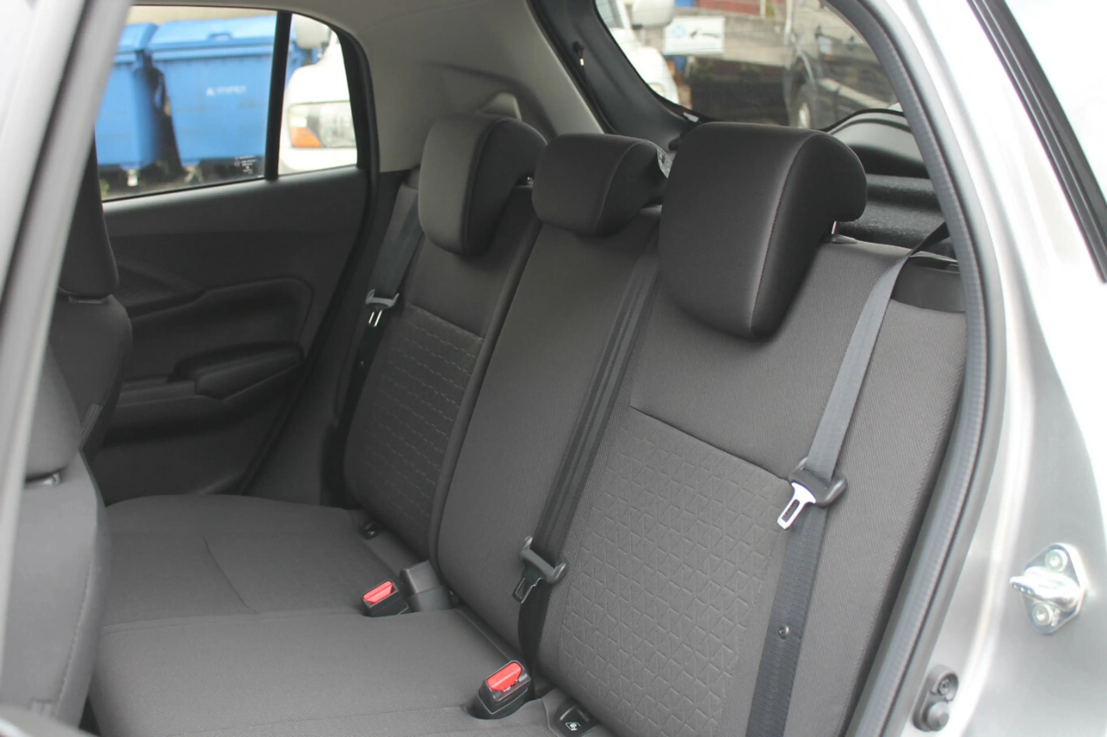 Suzuki Swift 1.2 Comfort+ Hybrid — photo 11