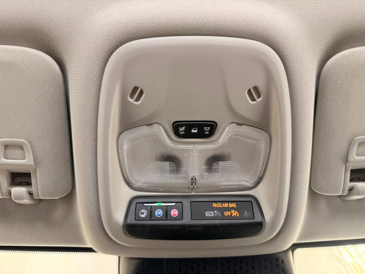 Chevrolet Bolt снимка Chevrolet Bolt
