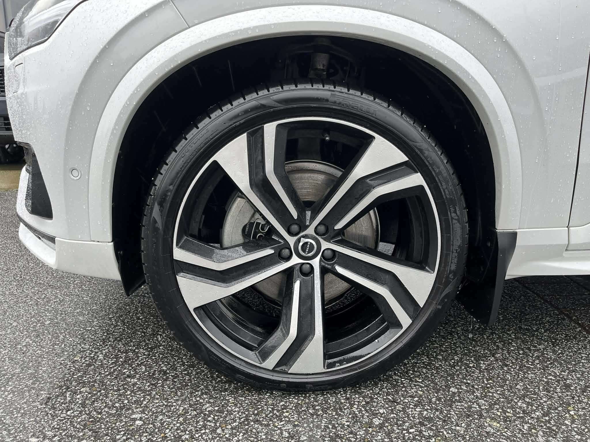 2023 Volvo XC90 B6 AWD Ultimate Bright thumb 25