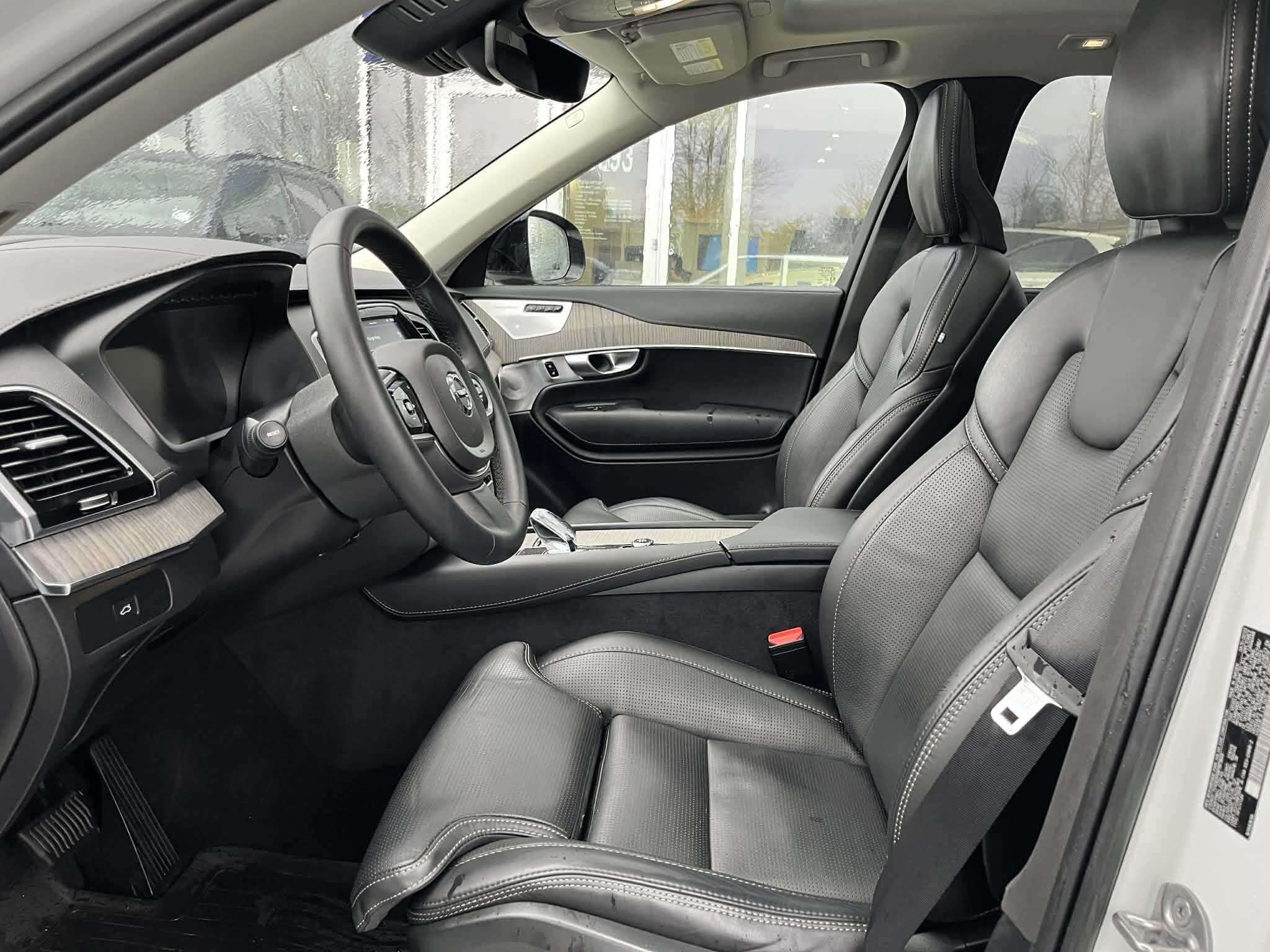 2023 Volvo XC90 B6 AWD Ultimate Bright thumb 9