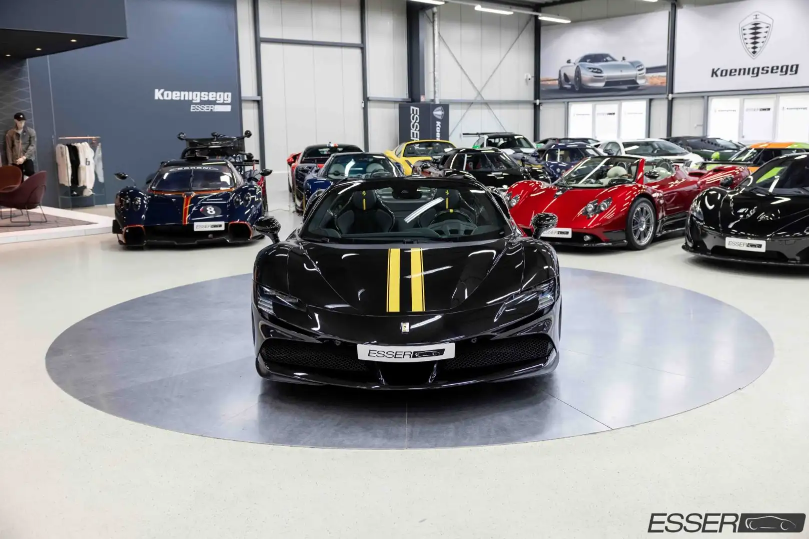 Ferrari SF90 Spider Assetto Fiorano Negru - 2