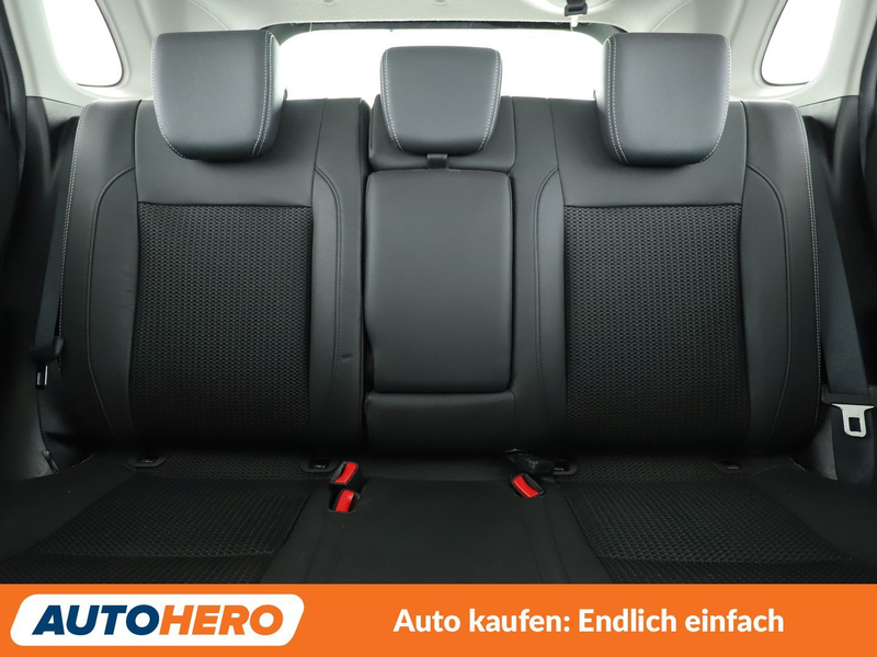 Suzuki SX4 S-Cross 1.4 BoosterJet Mild-Hybrid Comfort+ 4x4 Aut*NAVI* — photo 15