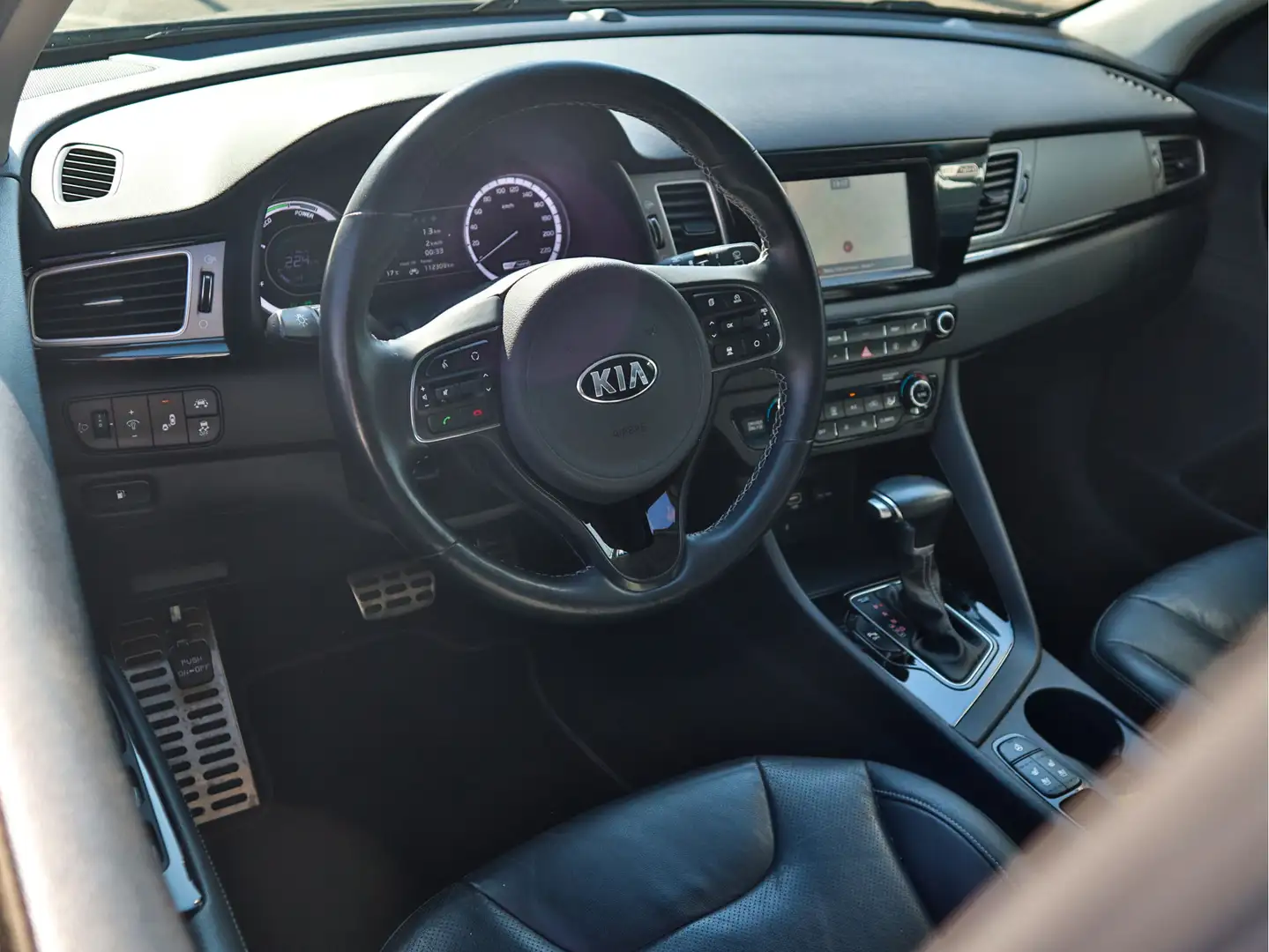 Kia Niro 1.6 GDi Hybrid SportsLine | Navi | Camera | Stoel+ Šedá - 2