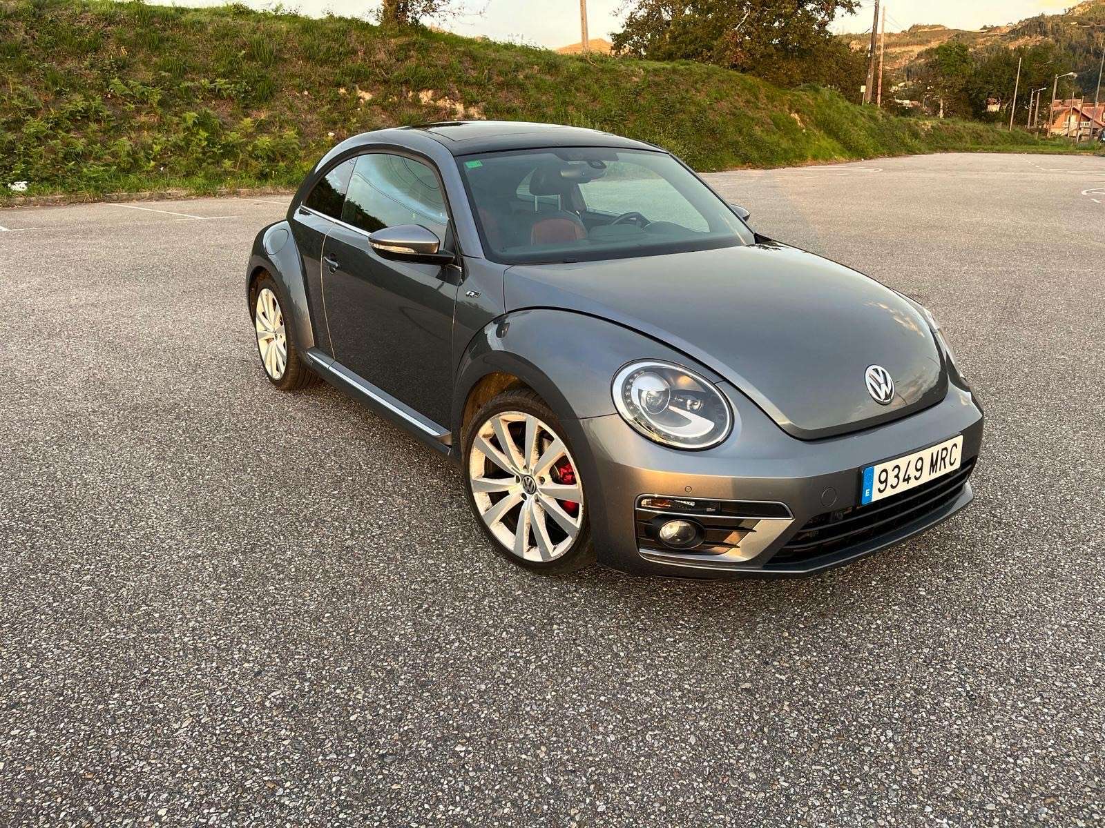 Volkswagen Beetle 2.0 TSI R-Line DSG - foto 1
