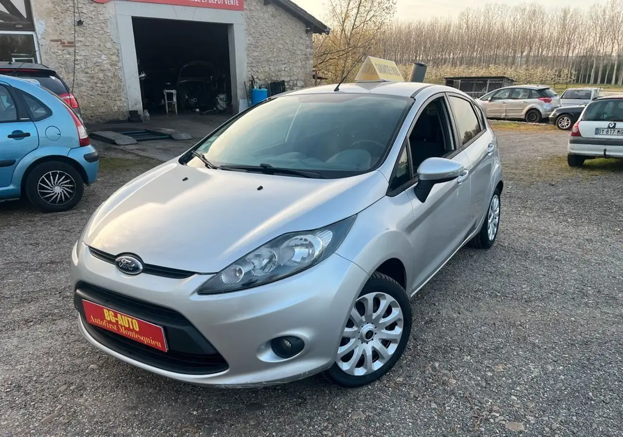 Ford Fiesta 6 1.4TDCI 70 Faible KM