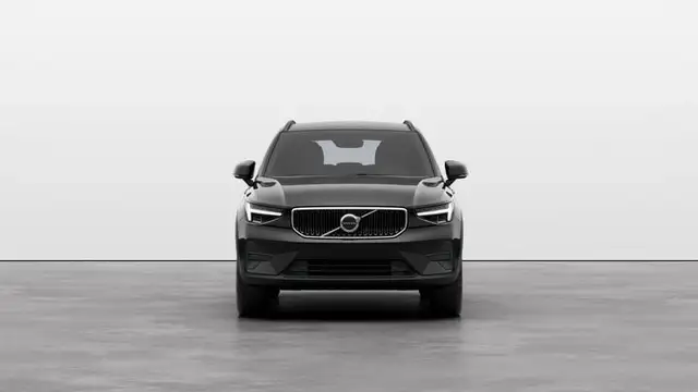 Volvo XC40 view 4