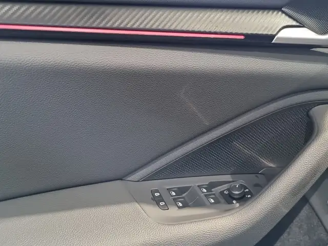 Skoda Superb Sportline iV TSI DSG Ansicht 11