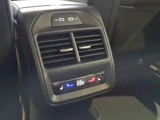 Skoda Superb Sportline iV TSI DSG Ansicht 10