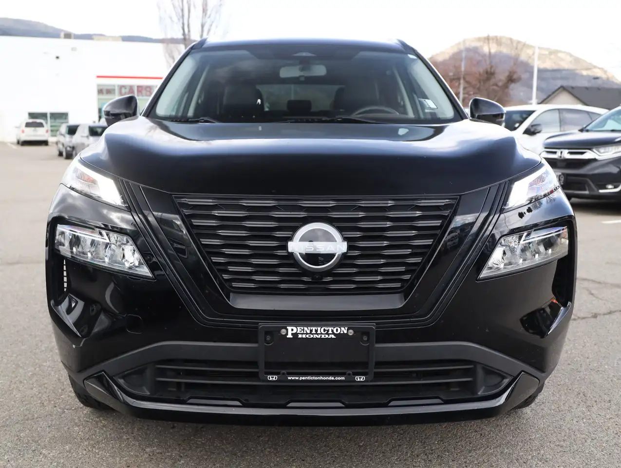 Nissan Rogue снимка Nissan Rogue
