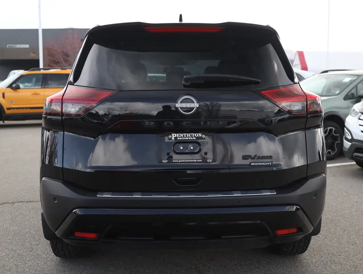 Nissan Rogue снимка Nissan Rogue