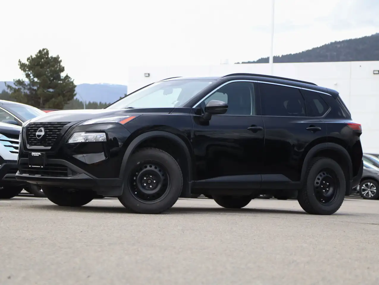 Nissan Rogue снимка Nissan Rogue