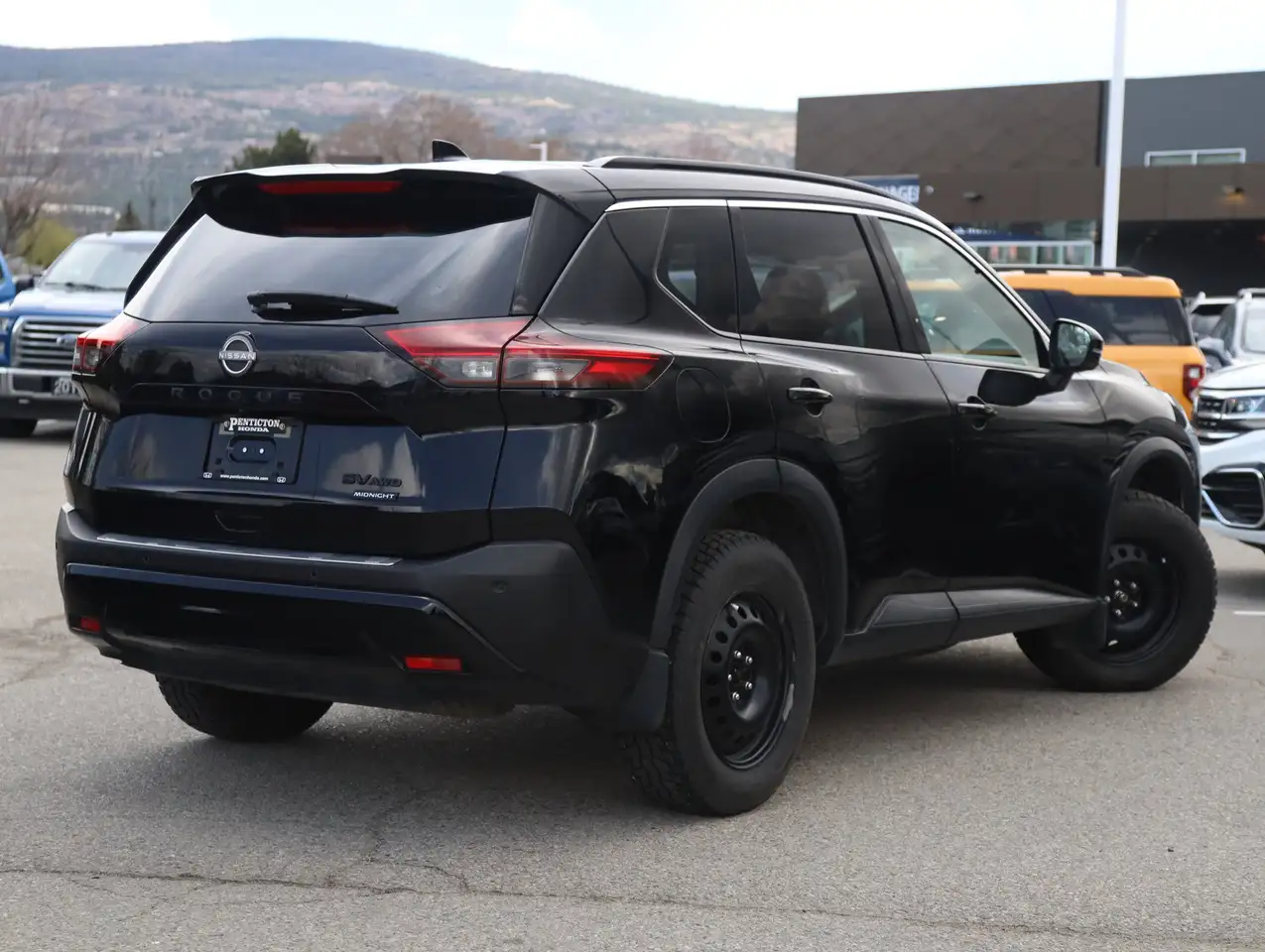 Nissan Rogue снимка Nissan Rogue