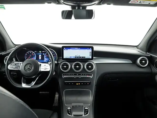 Mercedes-Benz GLC view 9