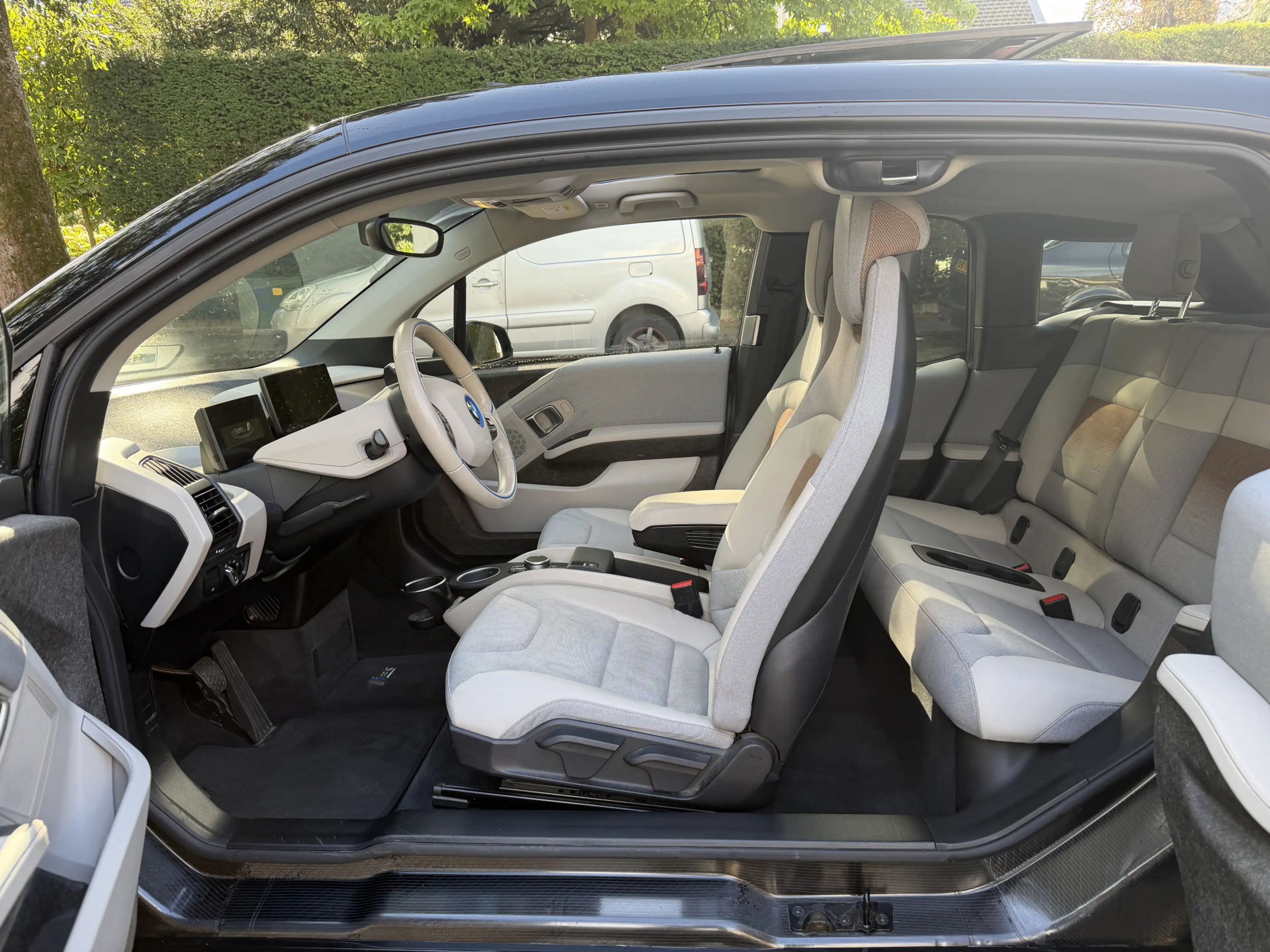 BMW i3 S Business Edition 120Ah 42 kWh Panoramadak Warmte — photo 2
