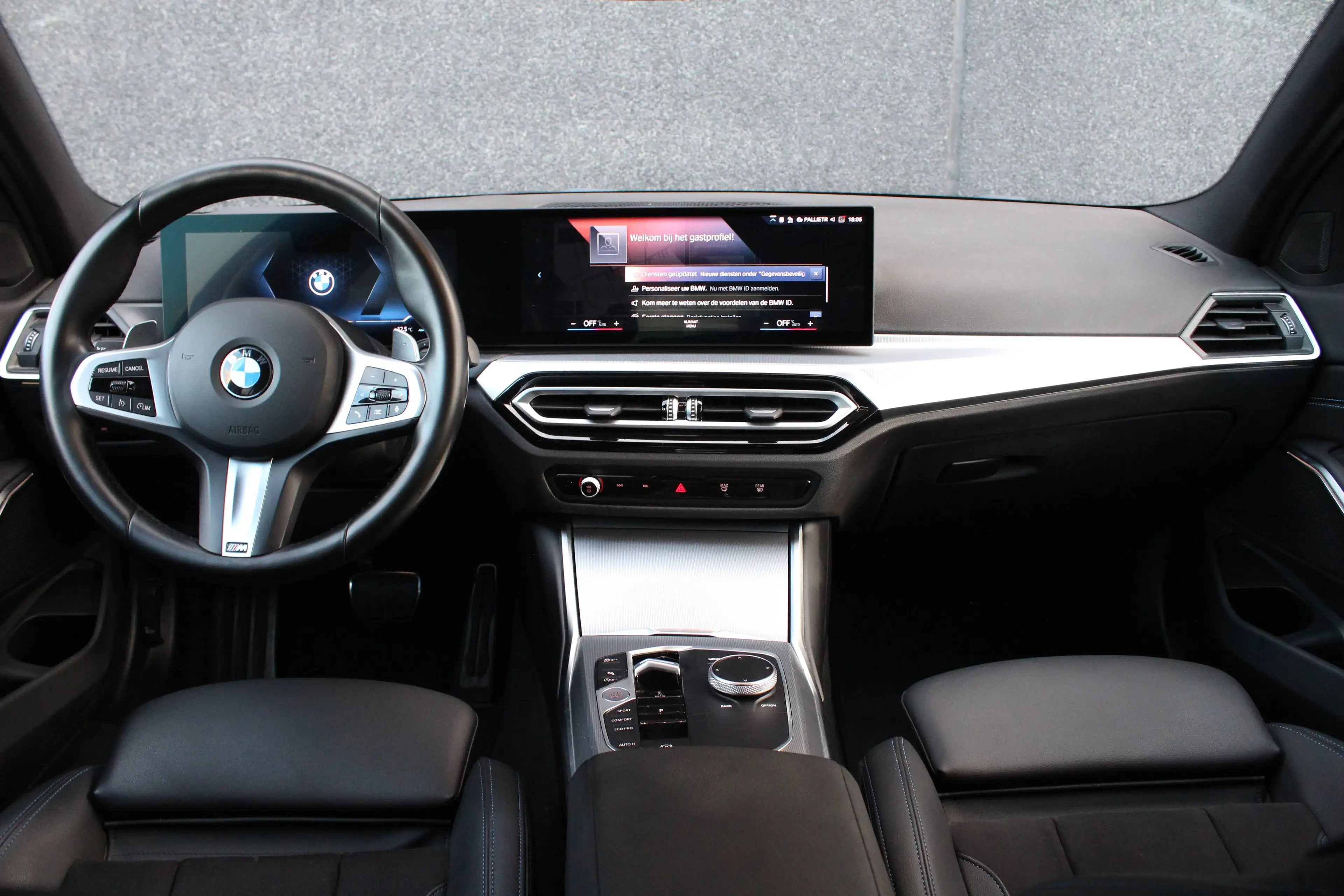 BMW 318 M Sport Pro | 1e Eig. | 19” 791M | Rode M Remmen | Shadow Line | Comfort Access — photo 14