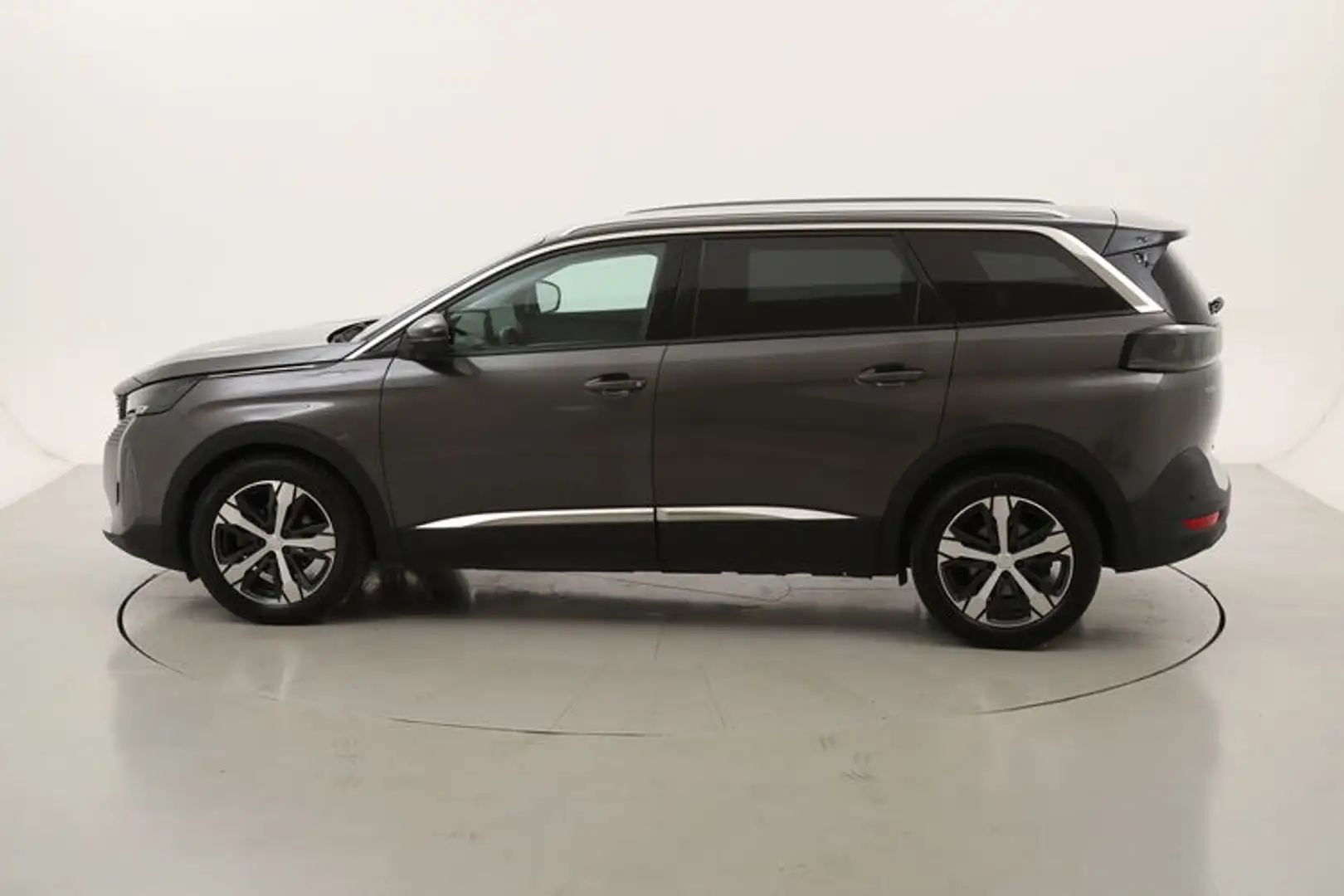 Peugeot 5008 Allure Pack EAT8 - 7 POSTI 1.5 Diesel 131CV Grijs - 2