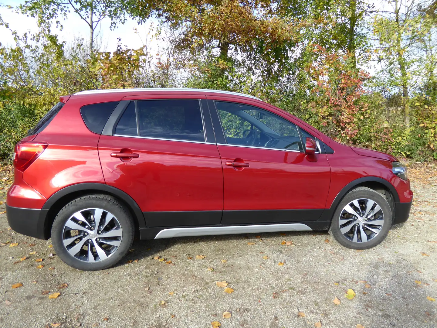 Suzuki SX4 S-Cross SX4 S-Cross 1.4 Boosterjet Hybrid Allgrip Comfort+ Piros - 1