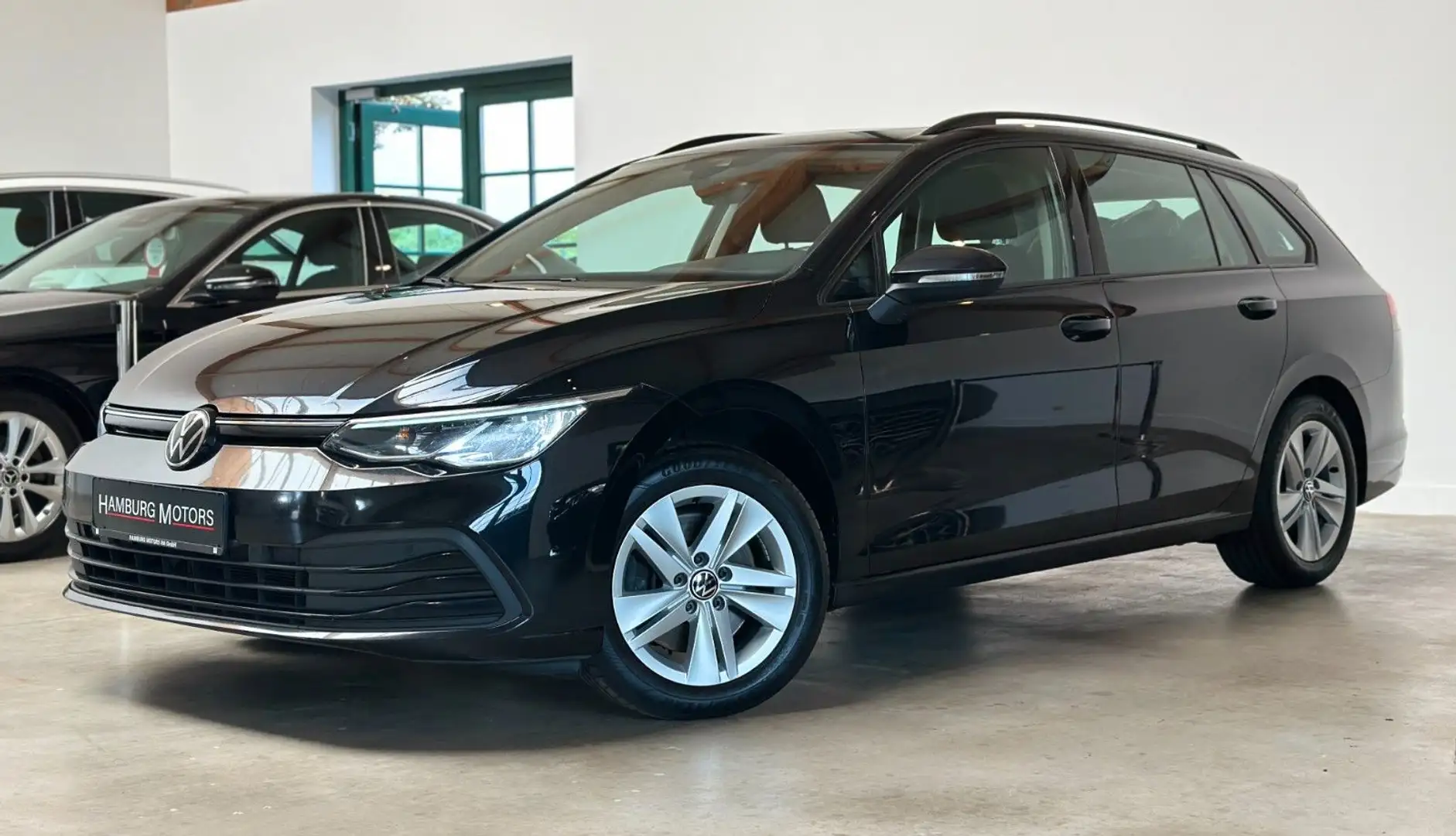 Volkswagen Golf 8 VIII Variant 2.0 TDI DSG Life LED/BT/PANO Schwarz - 2