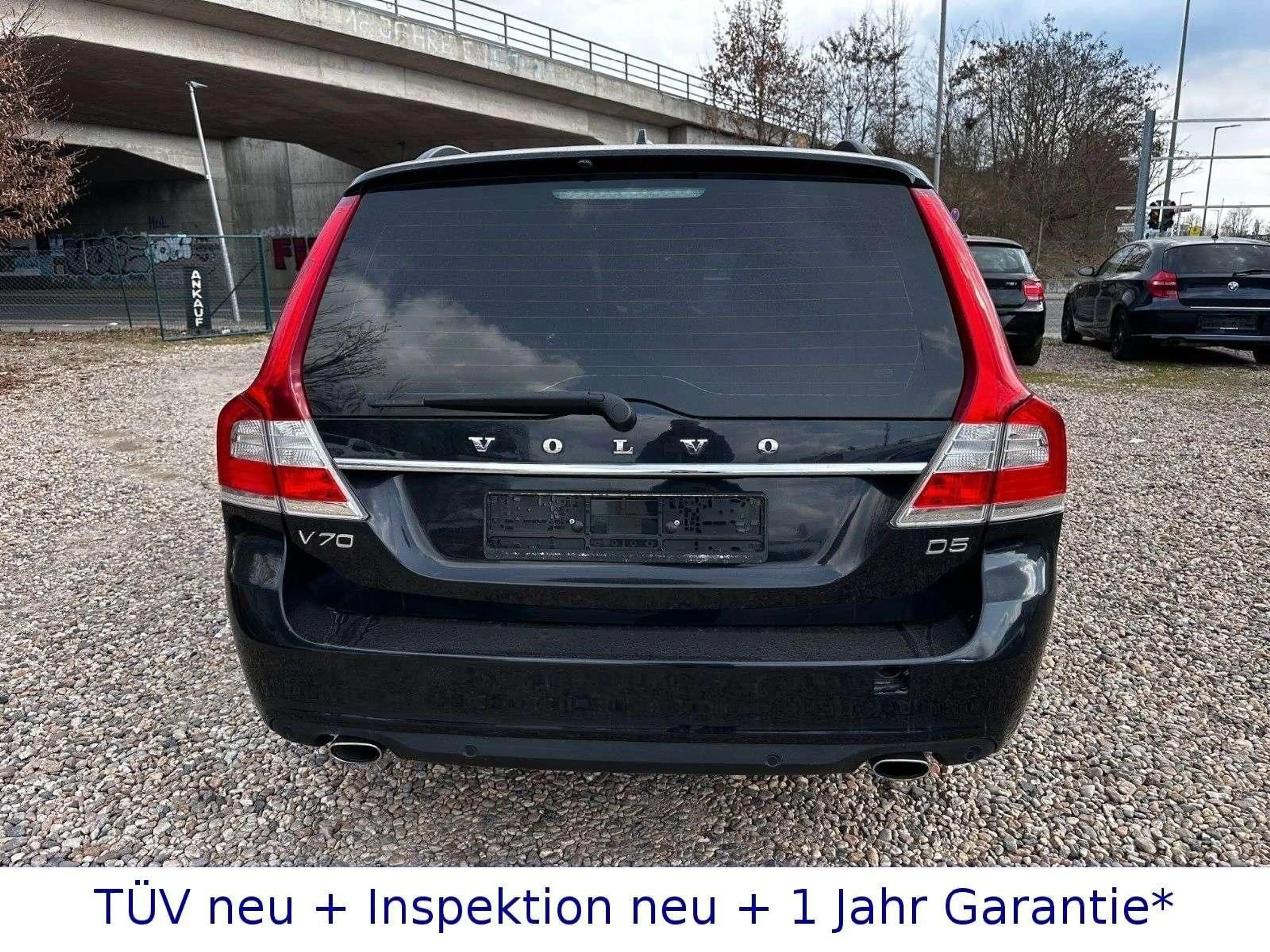 Volvo V70 2,4 D5 + Autom + Xenon + Navi + Leder + PDC — photo 11