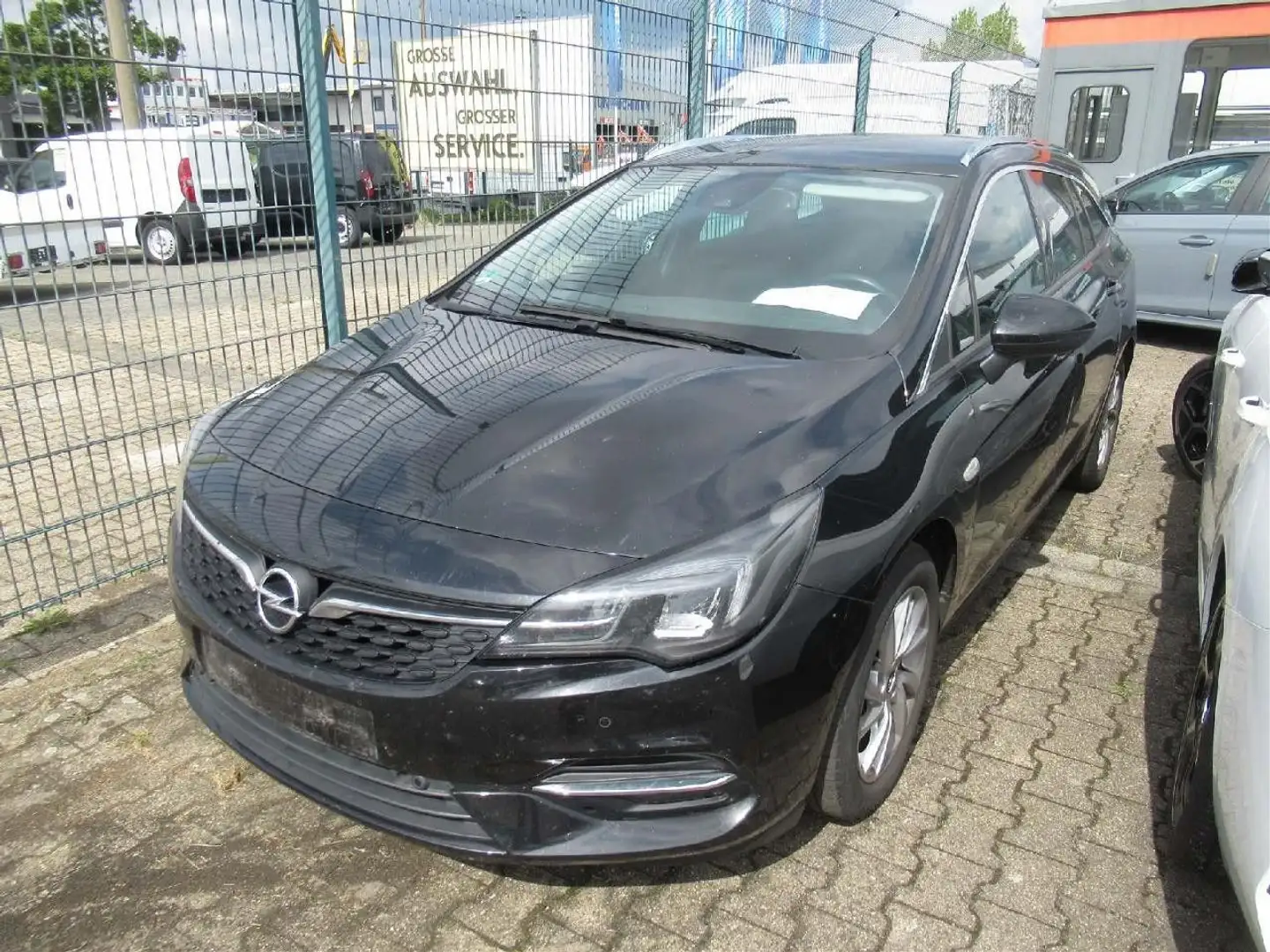 Opel Astra K ST 1.5 D[Euro6d] AT9 Business Elegance Zwart - 1