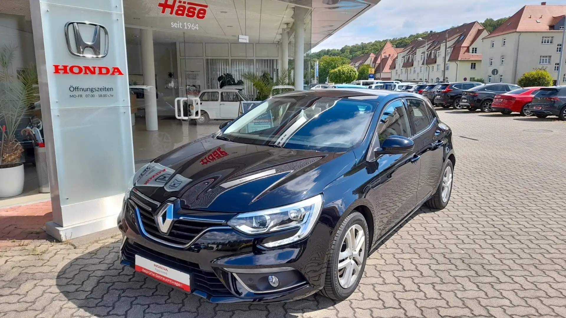 Renault Megane IV Lim. 5-trg. Experience Noir - 1