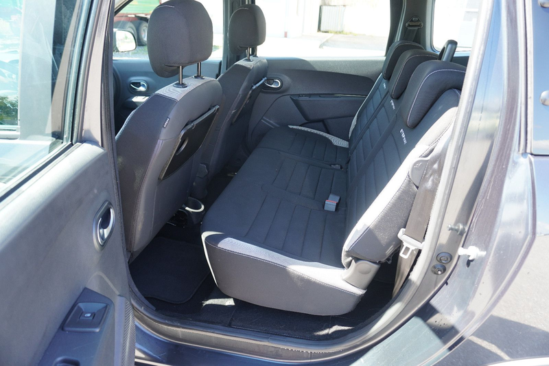 Dacia Lodgy Stepway 7 Sitzer NAV CAM Sitzhzg 1.Hand — photo 12