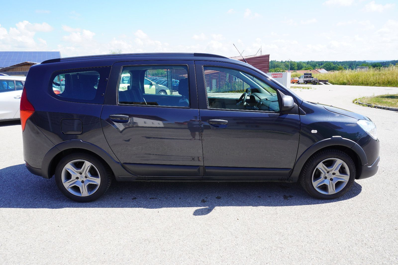 Dacia Lodgy Stepway 7 Sitzer NAV CAM Sitzhzg 1.Hand — photo 8